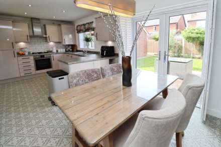 Cooks Acre, Bromborough, Image 11