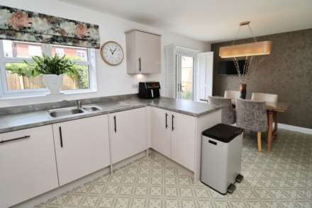 Cooks Acre, Bromborough, Image 2
