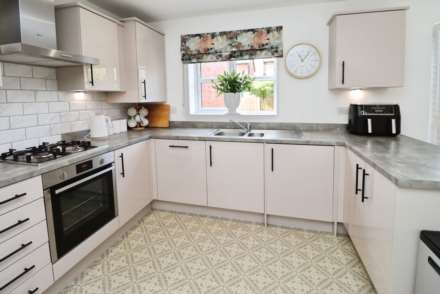 Cooks Acre, Bromborough, Image 7