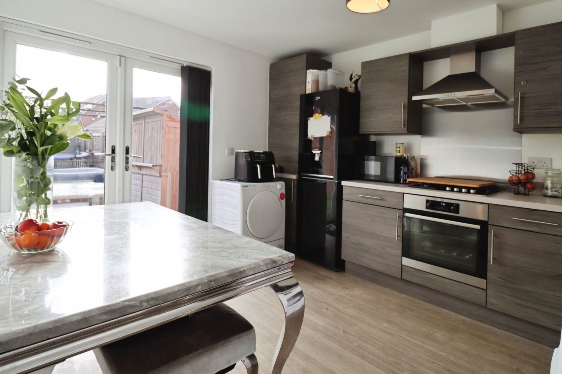 Valentine Street, Hooton, Image 2