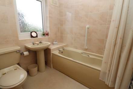 Neville Road, Bromborough, Image 12