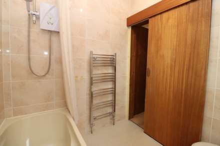 Neville Road, Bromborough, Image 23