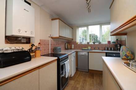 Neville Road, Bromborough, Image 24