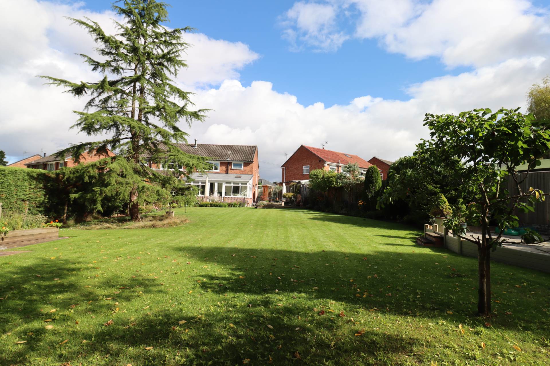 Sunningdale Drive, Bromborough, Image 2