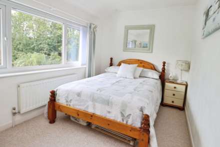 Sunningdale Drive, Bromborough, Image 16