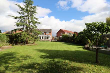 Sunningdale Drive, Bromborough, Image 2