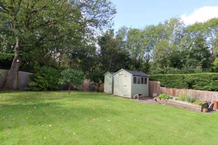 Sunningdale Drive, Bromborough, Image 25
