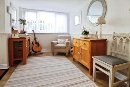 Sunningdale Drive, Bromborough, Image 6