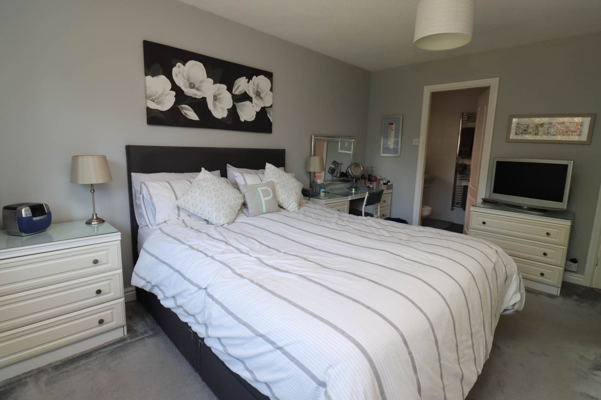 Greenfields Avenue, Bromborough, Image 15