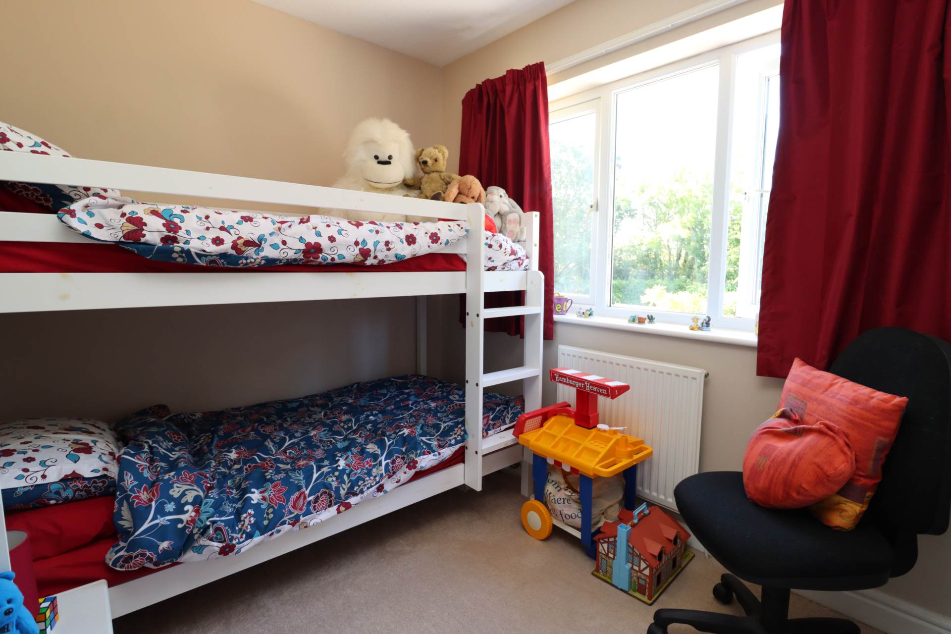 Greenfields Avenue, Bromborough, Image 24