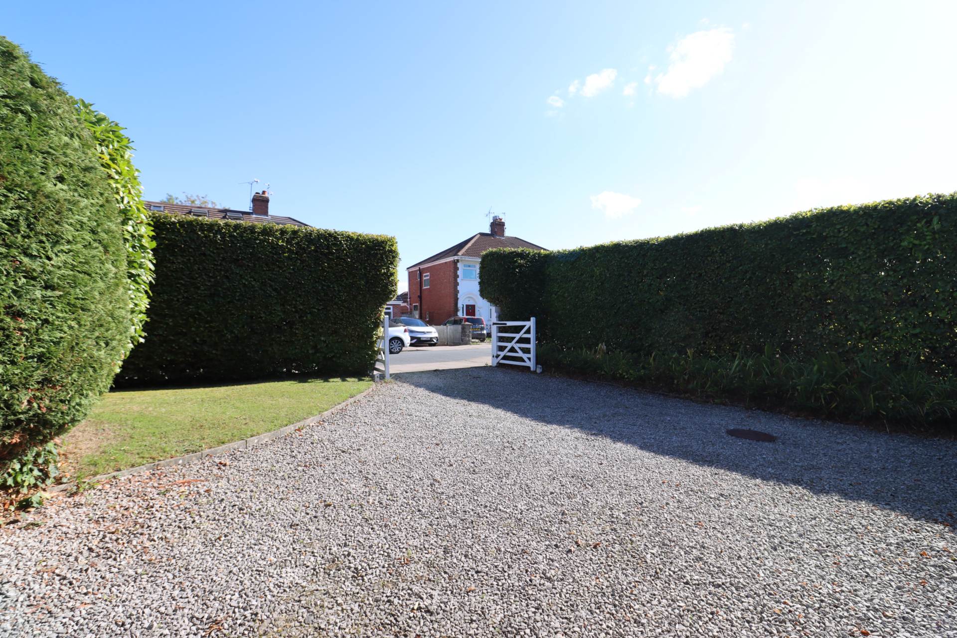 Greenfields Avenue, Bromborough, Image 35
