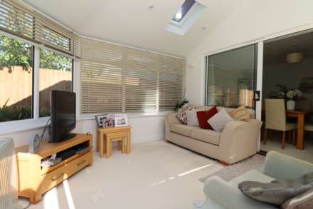 Greenfields Avenue, Bromborough, Image 11