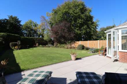 Greenfields Avenue, Bromborough, Image 29