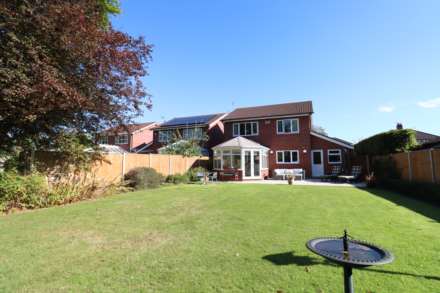 Greenfields Avenue, Bromborough, Image 30