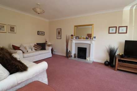 Greenfields Avenue, Bromborough, Image 4