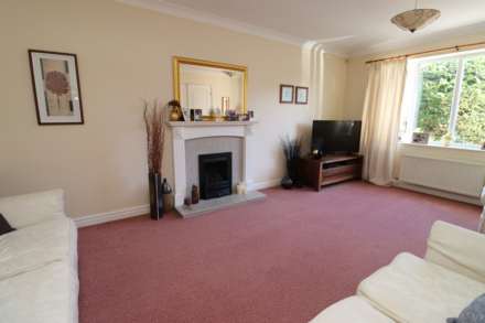 Greenfields Avenue, Bromborough, Image 5