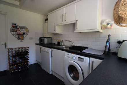 Greenfields Avenue, Bromborough, Image 9