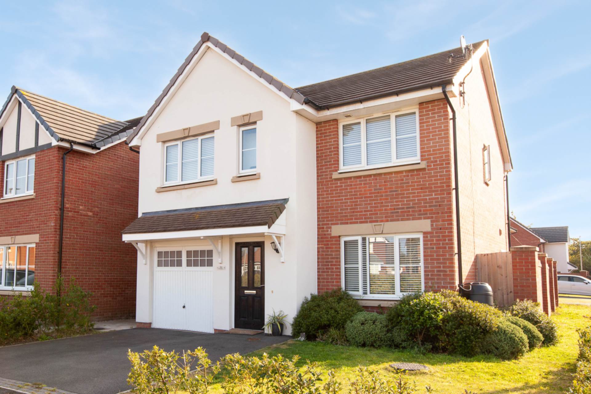 Roften Way, Hooton, Image 1