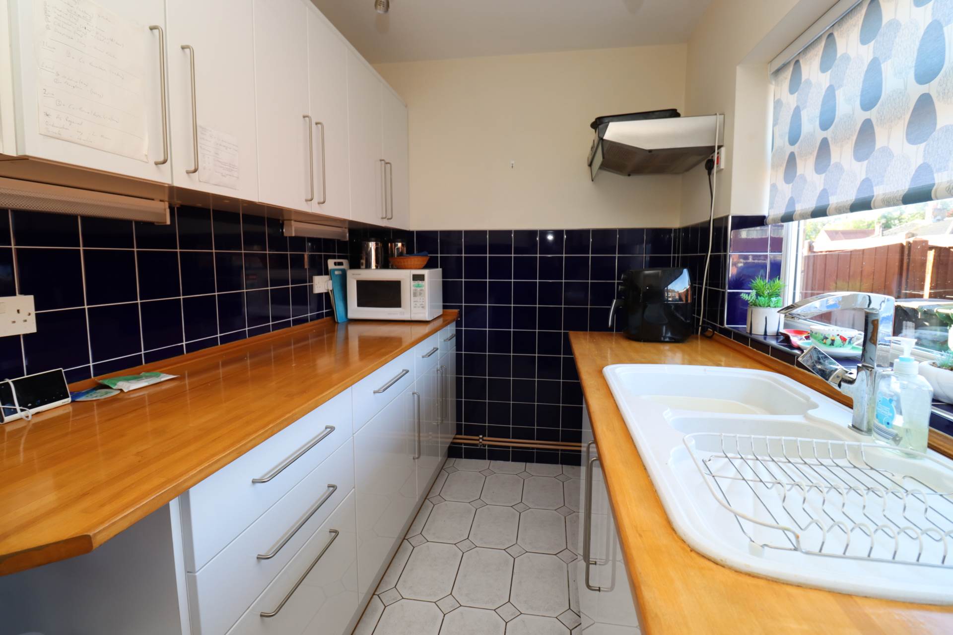 Sunningdale Drive, Bromborough, Image 2