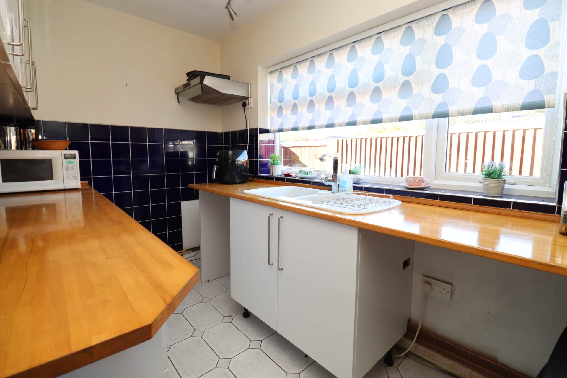 Sunningdale Drive, Bromborough, Image 7