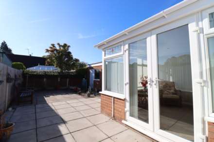 Sunningdale Drive, Bromborough, Image 13