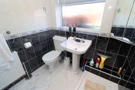 Sunningdale Drive, Bromborough, Image 19