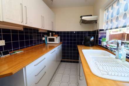 Sunningdale Drive, Bromborough, Image 2