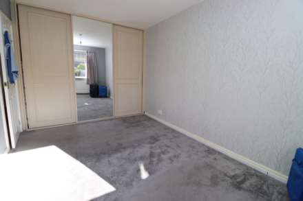 Sunningdale Drive, Bromborough, Image 21