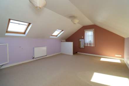 Sunningdale Drive, Bromborough, Image 8