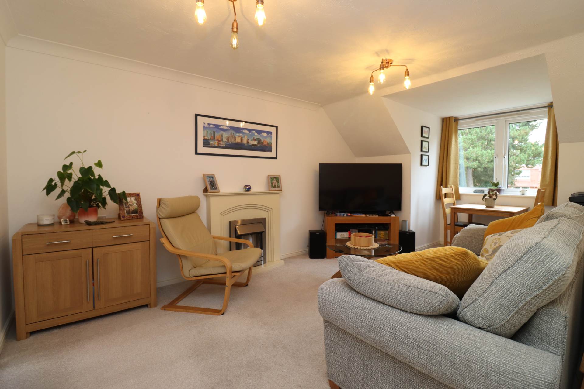 Greenways Court, Bromborough, Image 3