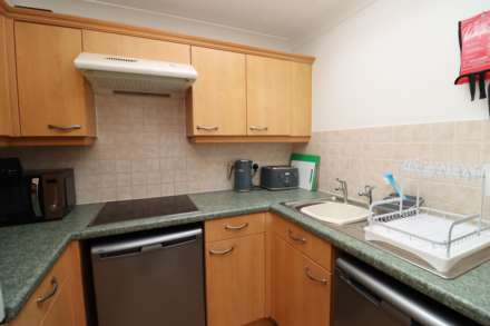 Greenways Court, Bromborough, Image 7