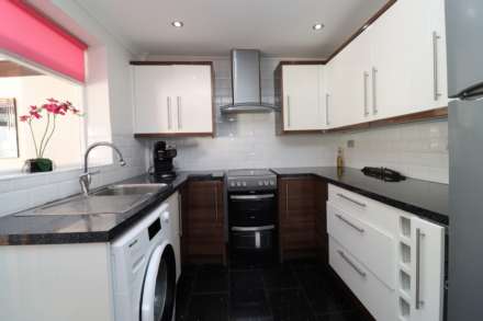 Acre Lane, Bromborough, Image 3