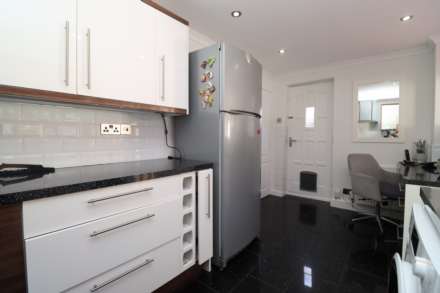 Acre Lane, Bromborough, Image 4