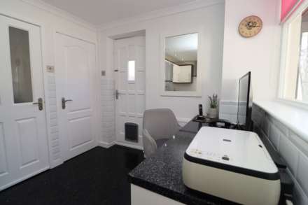 Acre Lane, Bromborough, Image 7