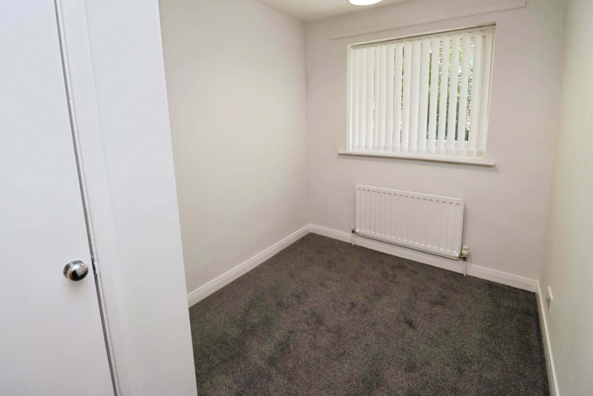 Baildon Green, Little Sutton, Image 16