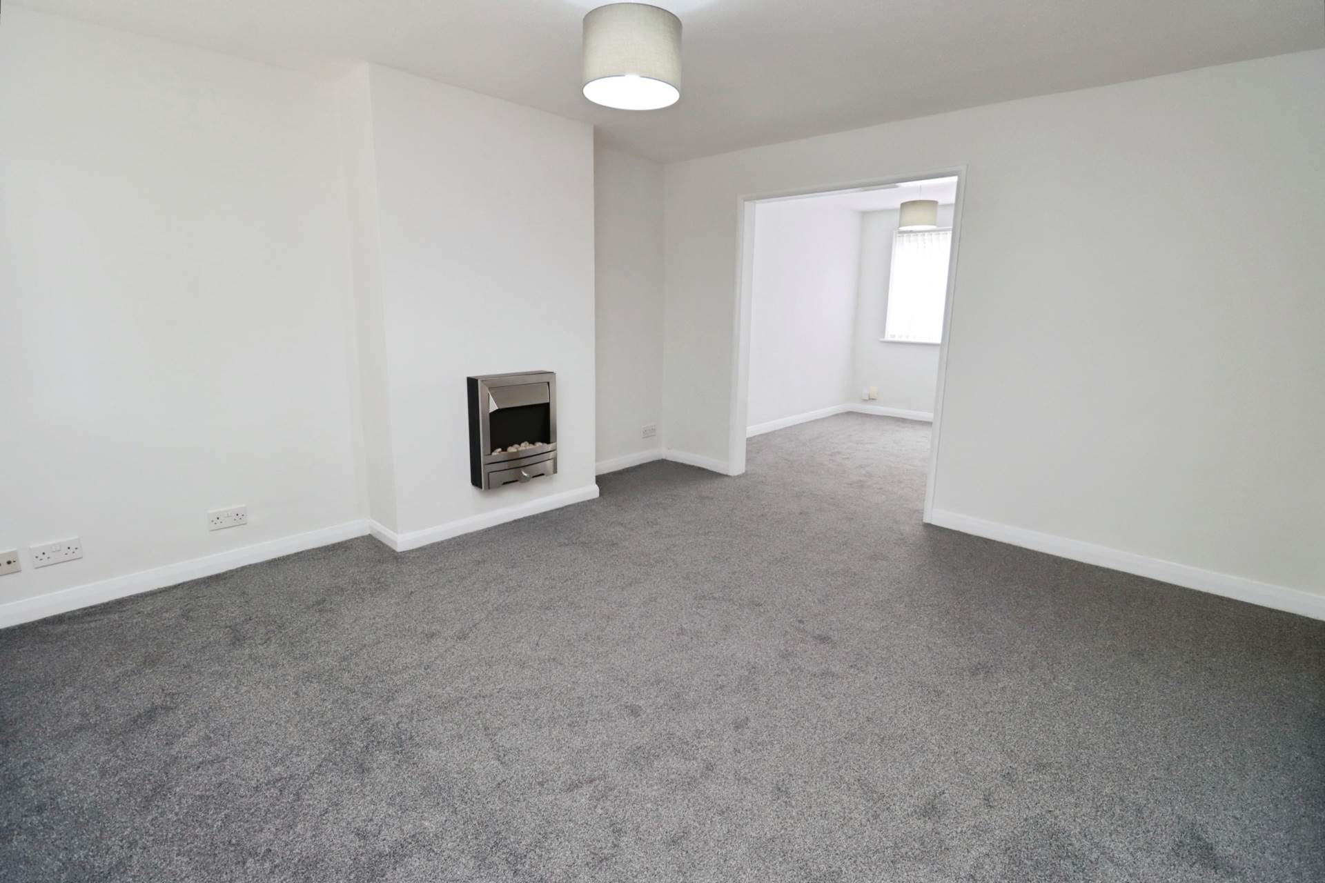 Baildon Green, Little Sutton, Image 2