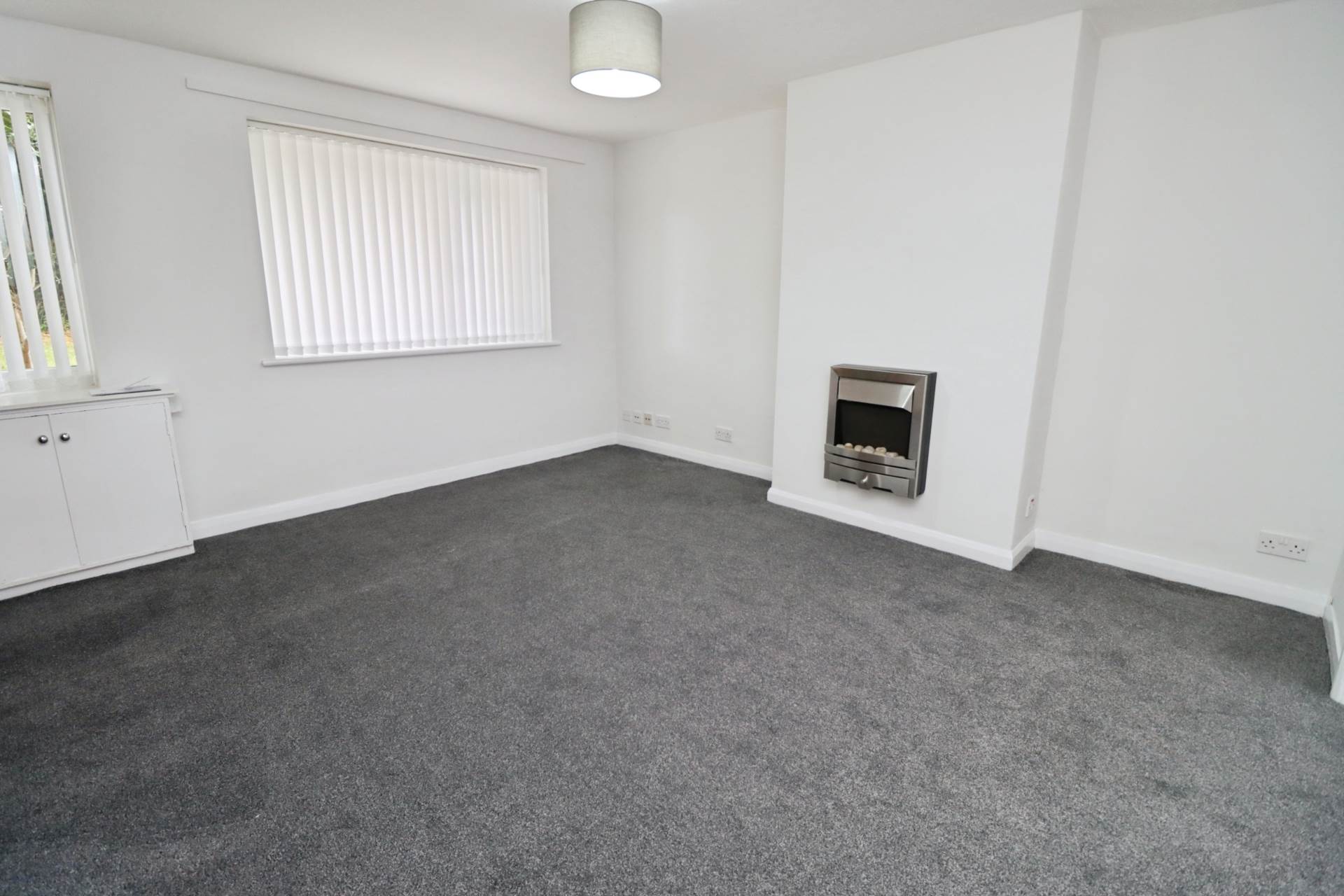 Baildon Green, Little Sutton, Image 5