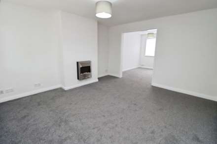 Baildon Green, Little Sutton, Image 2
