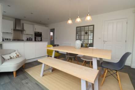 Freestone Drive, Bromborough, Image 8