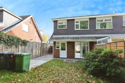 Hillwood Close, Spital, Image 4