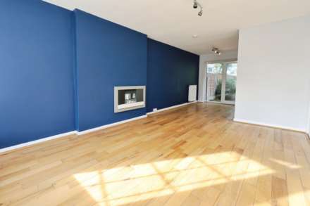 Hillwood Close, Spital, Image 5