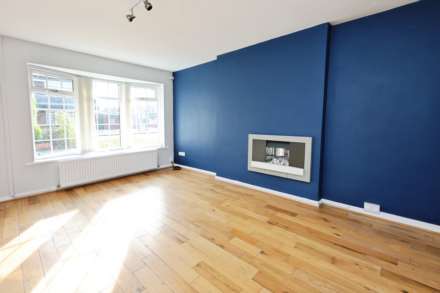 Hillwood Close, Spital, Image 6