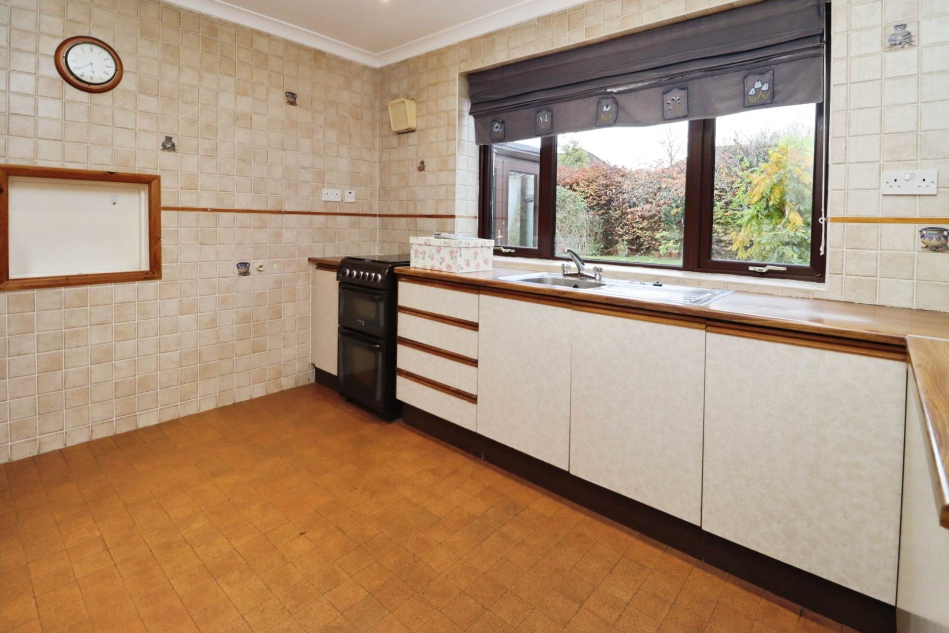 Hillcrest Road, Little Sutton, Image 6