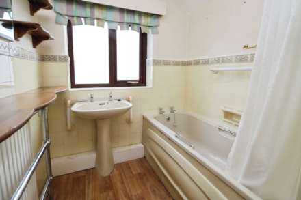 Hillcrest Road, Little Sutton, Image 12