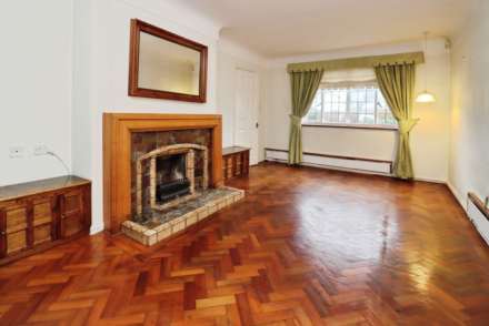 Hillcrest Road, Little Sutton, Image 2