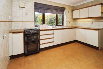 Hillcrest Road, Little Sutton, Image 7