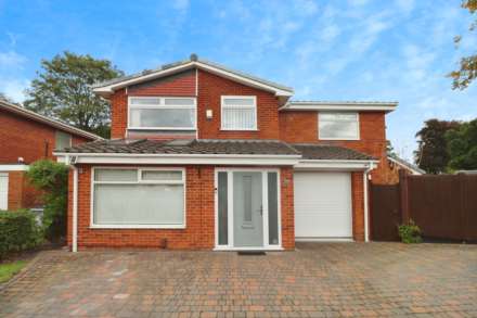 4 Bedroom Detached, Hockenhull Close, Spital