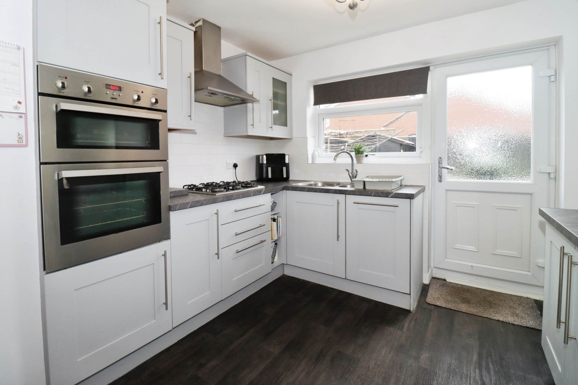 Burdett Avenue, Spital, Image 3