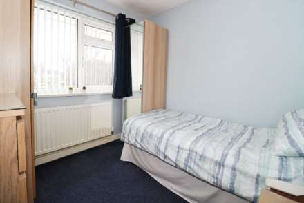 Burdett Avenue, Spital, Image 19