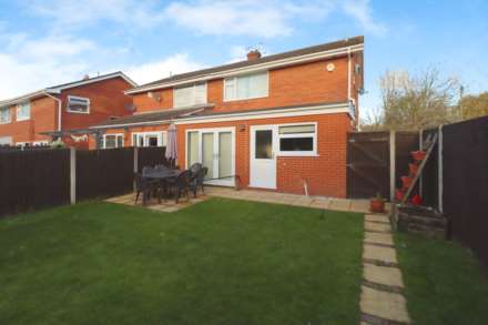 Burdett Avenue, Spital, Image 23